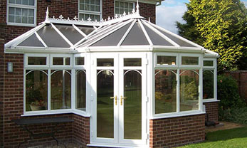 T-shape conservatory